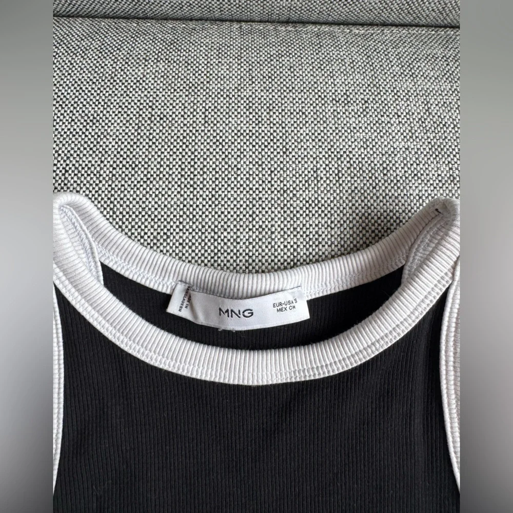 Mango Black Top with White Edging - Picture 2 of 3